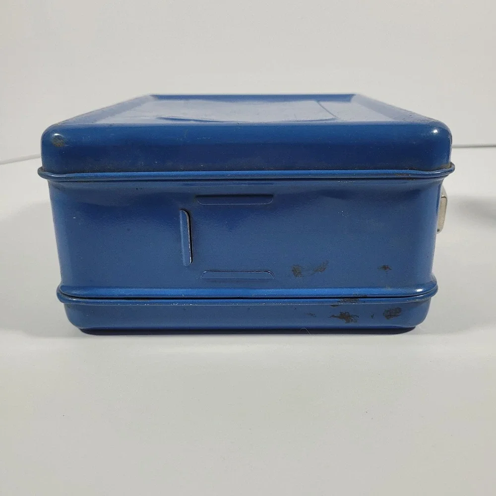 Vintage Blue Metal Lunch Box with Red Striped Thermos Cork Stopper Made in USA - Picture 8 of 15